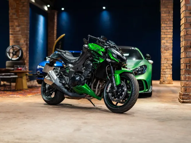 Kawasaki Z1000 2024