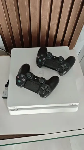 Ps4 Branco 2 controles 7 jogos
