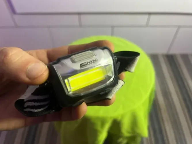 Lanterna de Cabeça Nautika LED COB a Pilha AAA Trilha e Camping