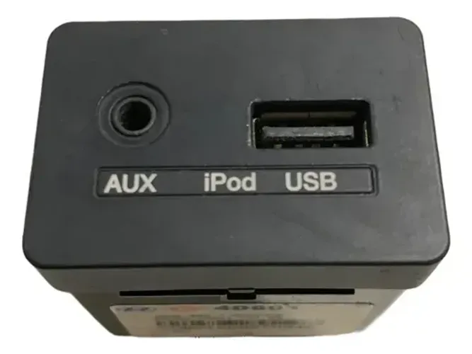 Tomada Entrada Aux Usb iPod Hyundai Tucson 2006 A 2015 4d601