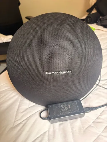 Harman Kardon Onyx Studio 3