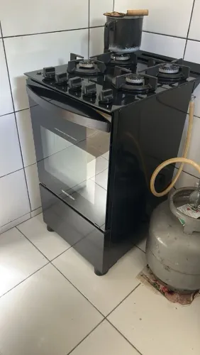 Fogão tampa de vidro Brastemp