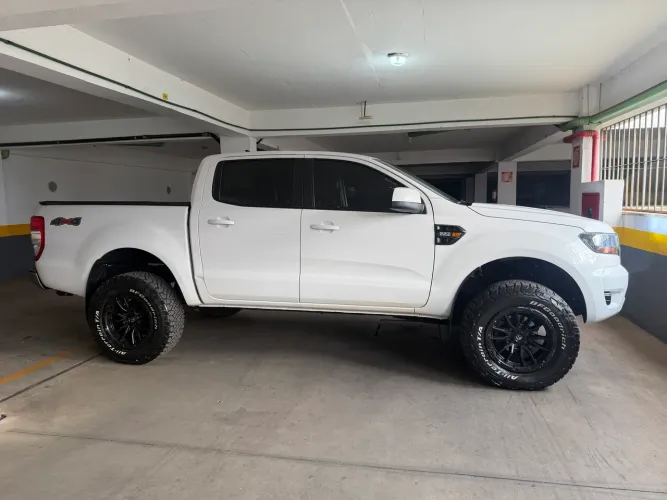 Ford Ranger XLS 2.2 4X4 CD Diesel Aut. 2023