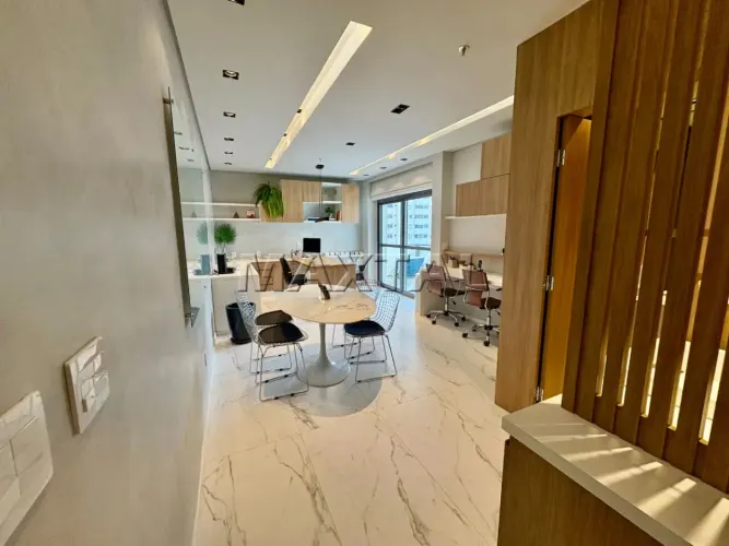 Conjunto comercial para venda em Barra Funda, 35m², com 1 vaga coberta, câmeras de seguanç