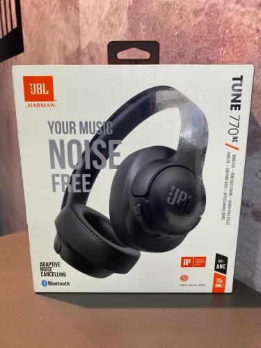 fone de ouvido Bluetooth JBL Tune 770NC preto 