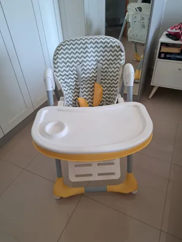 Cadeirinha alimentação 