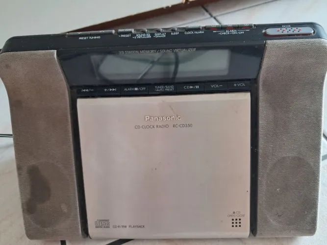 Toca CD Rádio Despertador Relíquia