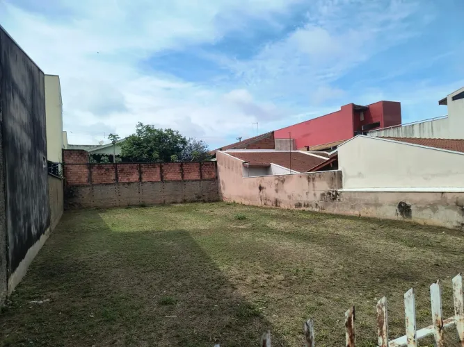 VENDE-SE Terreno Parque das Nações