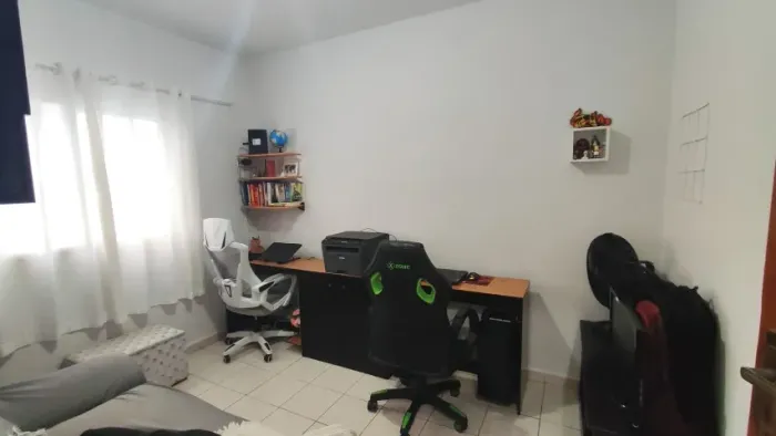 Apto 3/4 no Jundiaí R$ 250 mil