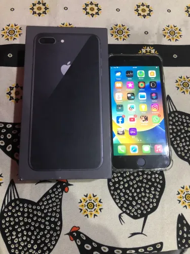iPhone 8 Plus