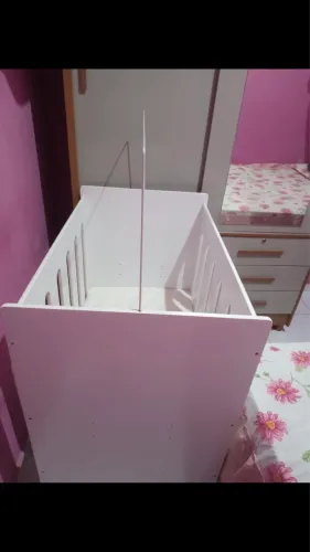 Vende-se berço acompanhar colchão 