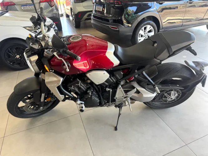 CB 1000R 2019 com ABS