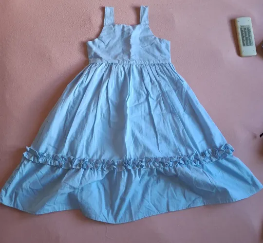 Vestido azul infantil