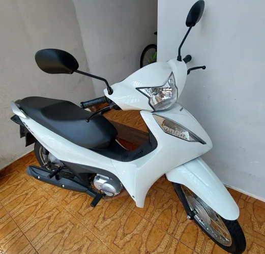 Honda BIZ ES 2025