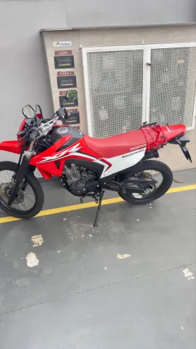 Tornado 300 cl moto zerada sem detalhes 