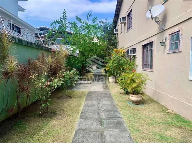 VIVENDAS DO SOL - DUPLEX - 4 QUARTOS SENDO 1 SUÍTE - 3 VAGAS - 340m² TERRENO - 173m² ÁREA 