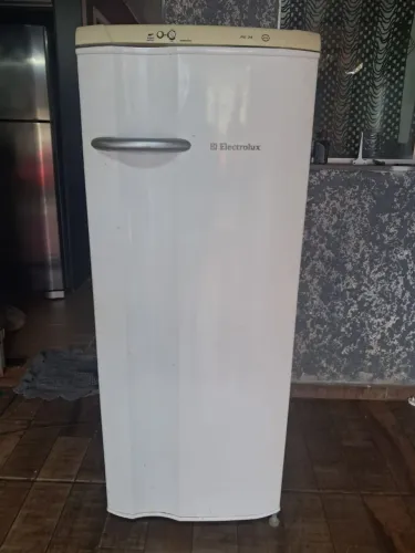 Vendo geladeira