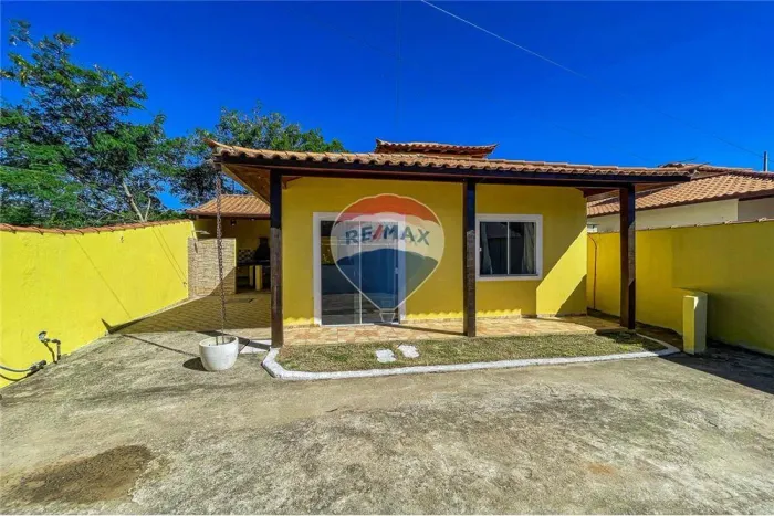 Casa à venda na Rasa em Búzios com 2 quartos!