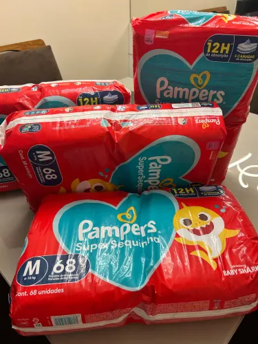 Fralda Pampers M