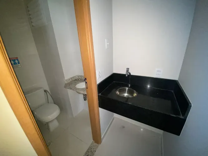Sala Comercial em Andar Alto Com Vaga de Garagem - Bairro de Nazaré