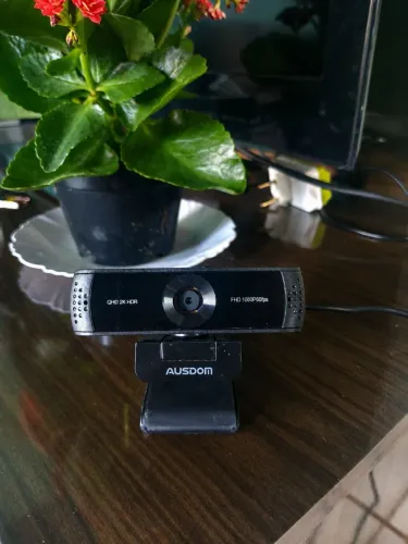 Webcam AUSDOM AW651