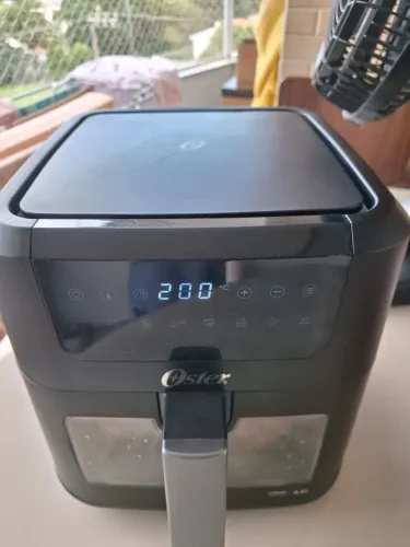 Air fryer Oster 4,6L (seminova)