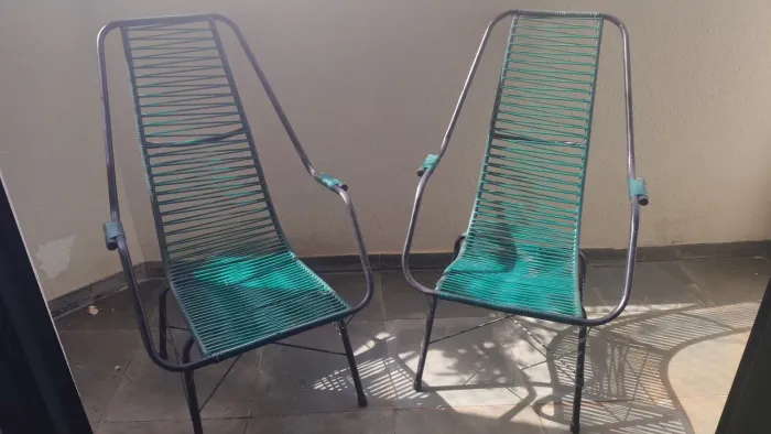 Vendo 2 cadeiras de varanda.