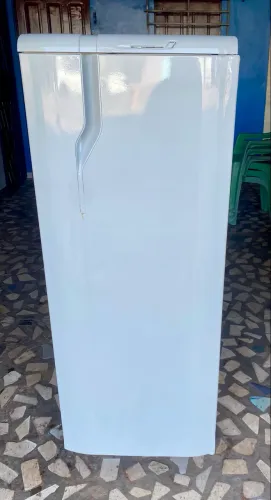 Geladeira Electrolux. FAÇO ENTREGA