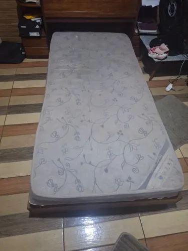 Colchão solteiro da Ortobom original,agora por 350,00 pra sair