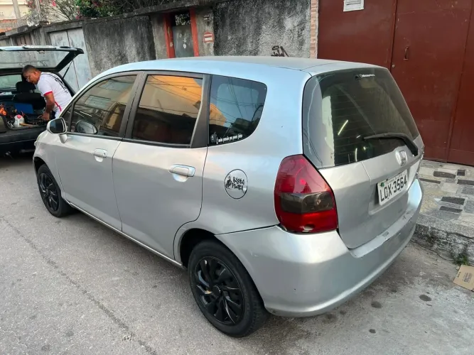 Honda Fit LX 1.4/ 1.4 Flex 8v/16v 5P Mec. 2004