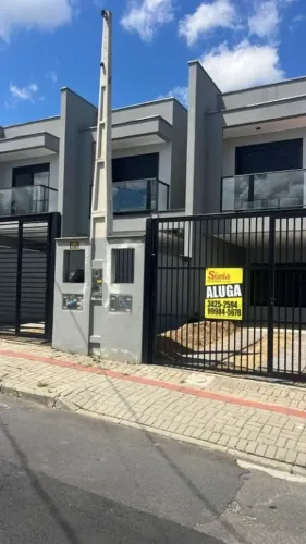Sobrado Novo com Suíte, Closet e Churrasqueira no Boa Vista