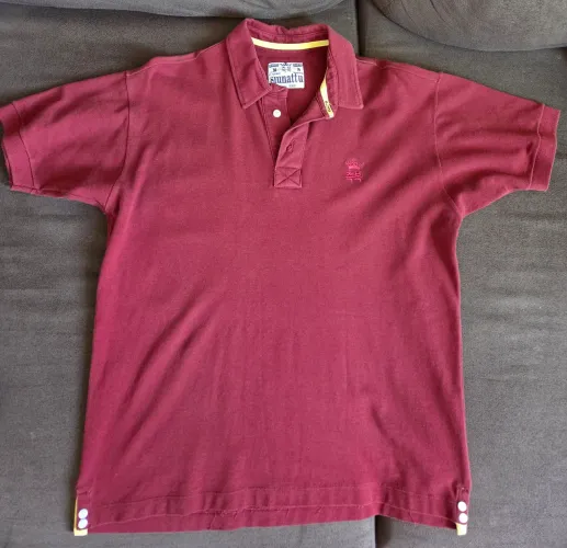 Camiseta Polo Vermelha Siunattu Tamanho M