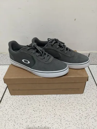 Tênis Oakley Mod Fade Cinza