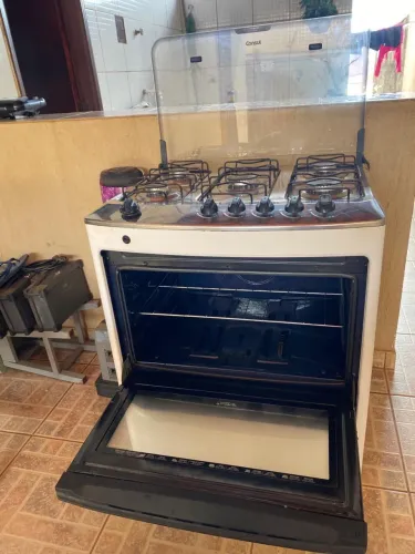 Fogão Consul 5 Bocas Inox com Acendimento Automático e Forno a Gás