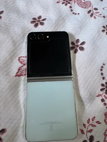 Z flip 5