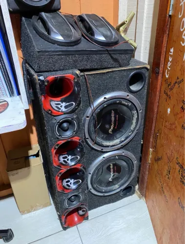 Vende-se Som completo