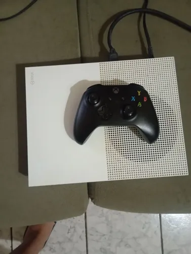 Vendo Xbox one s