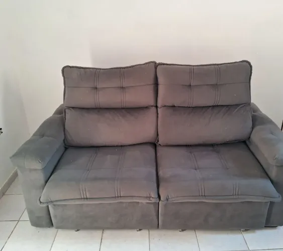 Sofá retrátil cinza semi novo 2,00 x 1,80