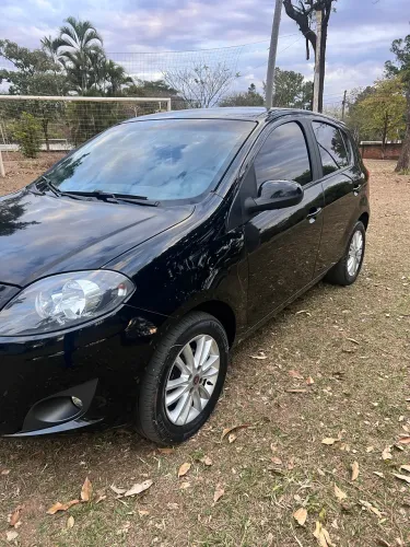 Fiat Palio Essence 1.6 Flex 16V 5P 2015