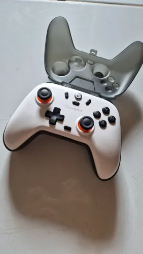 Gamesir t4 nova lite