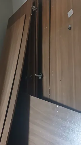 Vendo guarda roupa de 6 portas