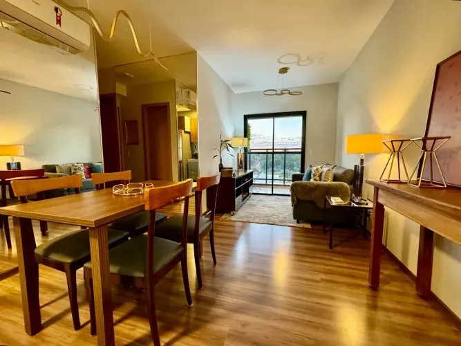 Apartamento para aluguel possui 56 metros quadrados com 2 quartos