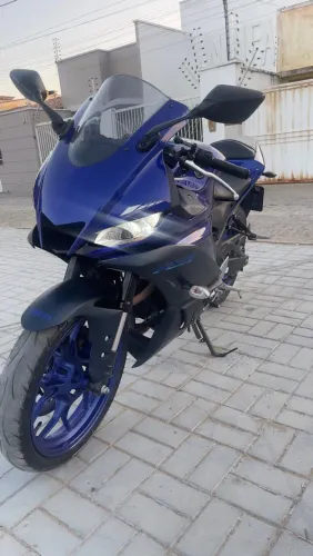 Yamaha R3