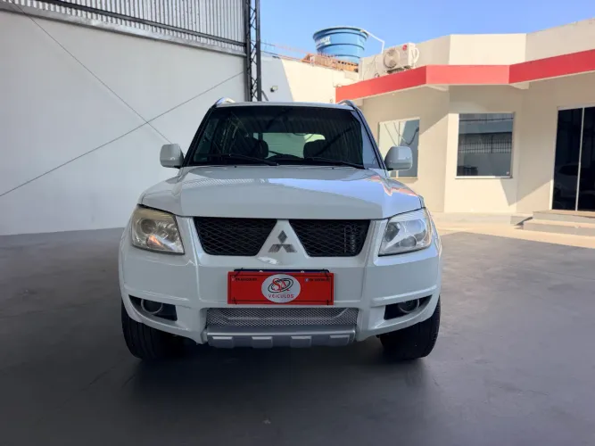 Mitsubishi Pajero TR4 2.0 Flex 16V 4X2 Aut. 2014