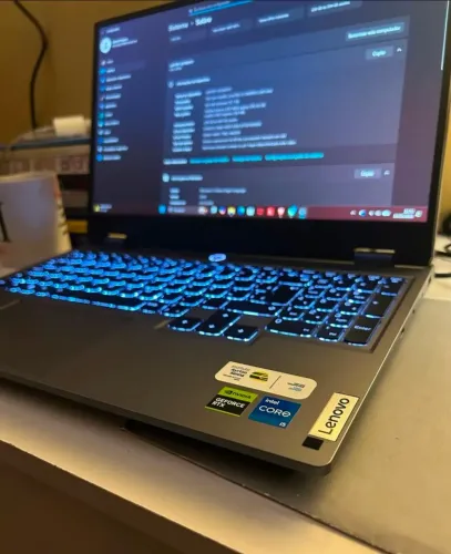Lenovo LOQ 15IRX9 i5 4050