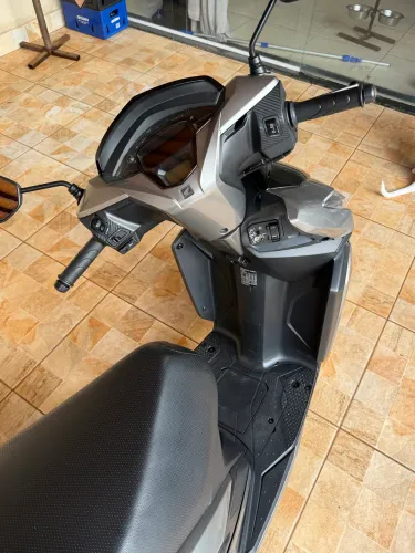 Honda Elite 125i 2025/2025 - Prata Fosco (Matte Silver)