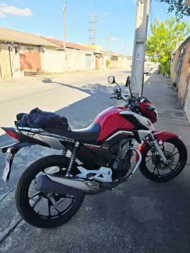 Vendo ou troco por outra moto