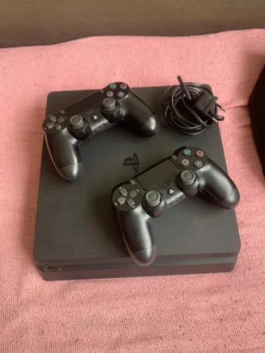 Ps4 slim