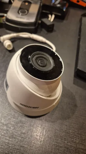 Câmera de segurança cftv Hikvision IP colorVu