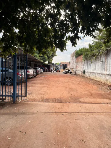 ? TERRENO COMERCIAL 437m² COM CONSTRUÇÃO ? AV. TIRADENTES, CENTRO ? RONDONÓPOLIS/MT**